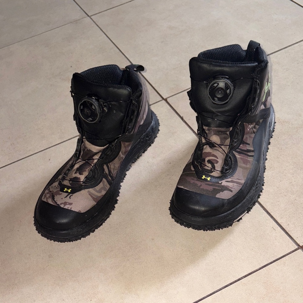 Under Armour fat tire Men's Black Camo BOA Boot